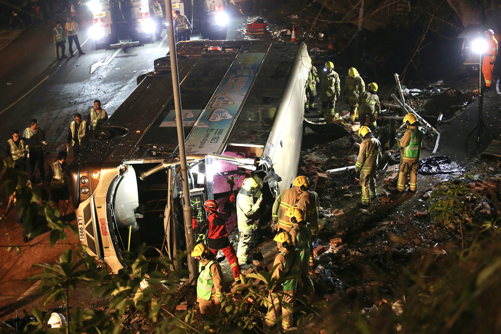 Fatal bus crash in northern Thailand