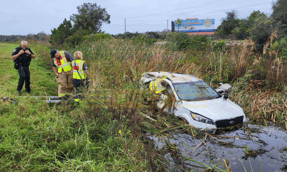 Five dead in pickup crash near Sing Buri