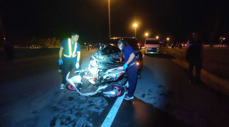 Motorcycle Accident on Suwinthawong Road, Accident on Suwinthawong Road in Bangkok