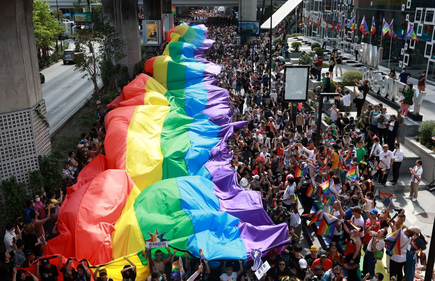 Siam Paragon and Bangkok Pride proudly celebrates Pride Month from May 31 – June 4, 2024